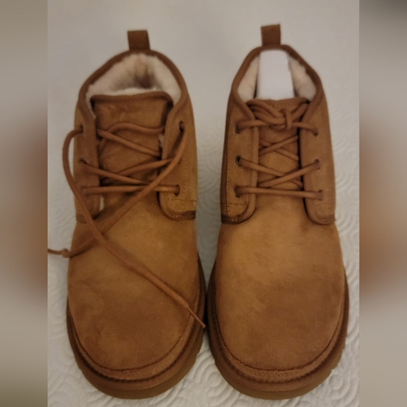Men\'s size 12 neumal Uggs